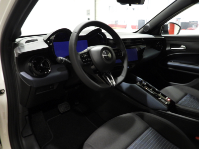 ALFA ROMEO JUNIOR 1.2 HYBRID 145CV EDCT6 MY’ 25 19