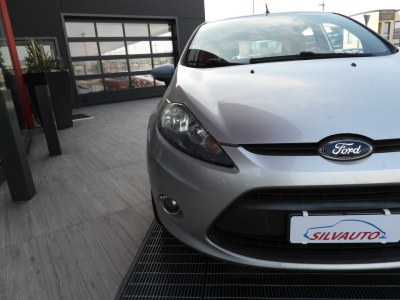 FORD FIESTA 1.4 TDCI 70CV PLUS (2012) 6