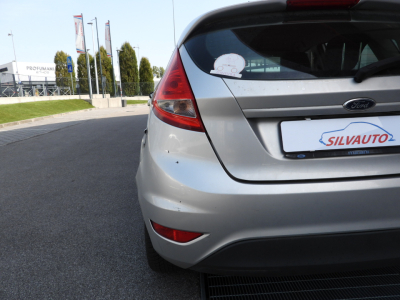 FORD FIESTA 1.4 TDCI 70CV PLUS (2012) 9