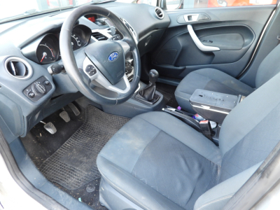 FORD FIESTA 1.4 TDCI 70CV PLUS (2012) 11