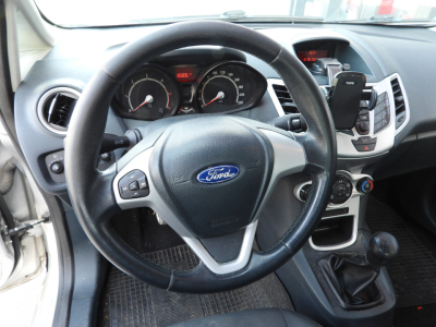 FORD FIESTA 1.4 TDCI 70CV PLUS (2012) 14