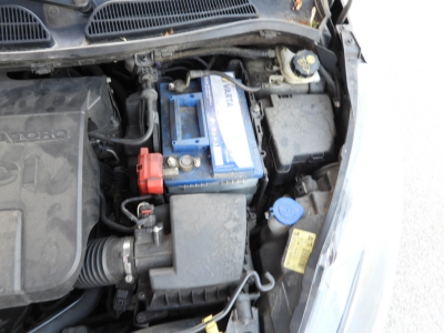 FORD FIESTA 1.4 TDCI 70CV PLUS (2012) 28