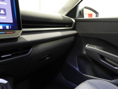 VOLKSWAGEN NEW T-ROC 1.5 ETSI 150CV ACT LIFE DSG MY’ 26 25