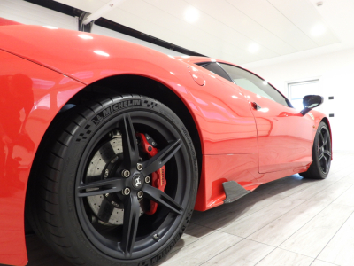 FERRARI 458 SPECIALE (2014) 17