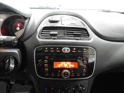 FIAT GRANDE PUNTO 1.2 69CV DYNAMIC 5P (2011) 23