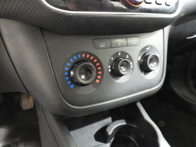 FIAT GRANDE PUNTO 1.2 69CV DYNAMIC 5P (2011) 24