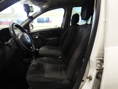 DACIA DUSTER 1.6 GPL LAUREATE 110CV (2012) 13