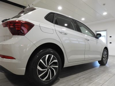 VOLKSWAGEN NUOVA POLO YOUNG 1.0 TSI 80 CV MY ’27 14