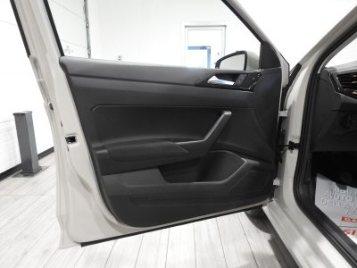 VOLKSWAGEN NUOVA POLO YOUNG 1.0 TSI 80 CV MY ’27 16