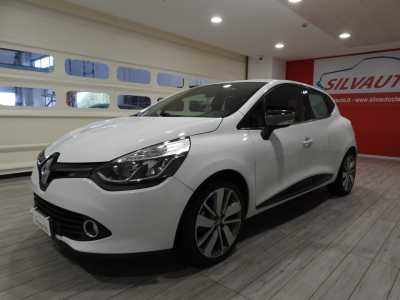 RENAULT CLIO 5P 0.9 TCE COSTUME NATIONAL (2015) 2