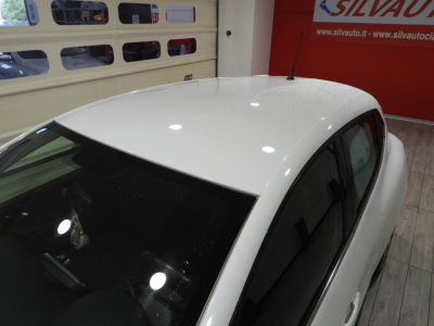 RENAULT CLIO 5P 0.9 TCE COSTUME NATIONAL (2015) 10