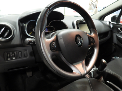 RENAULT CLIO 5P 0.9 TCE COSTUME NATIONAL (2015) 19