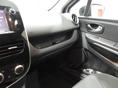 RENAULT CLIO 5P 0.9 TCE COSTUME NATIONAL (2015) 26