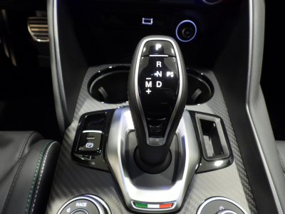 ALFA ROMEO GIULIA GTAM 2.9 V6 BI-TURBO 540CV (2021) 23