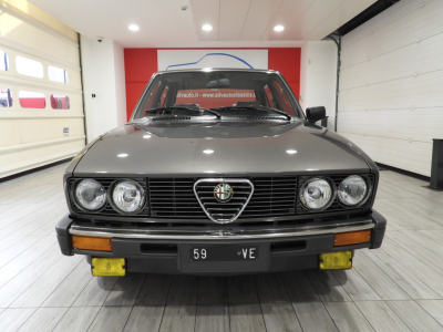ALFA ROMEO ALFETTA QUADRIFOGLIO ORO INJECTION 116.55N (1985) 1
