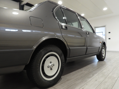 ALFA ROMEO ALFETTA QUADRIFOGLIO ORO INJECTION 116.55N (1985) 14