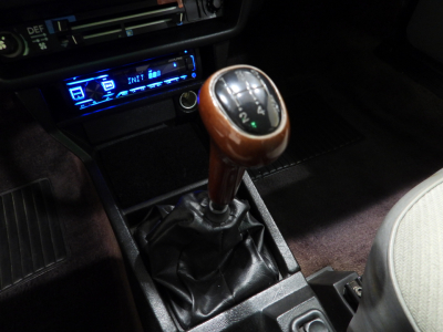 ALFA ROMEO ALFETTA QUADRIFOGLIO ORO INJECTION 116.55N (1985) 24