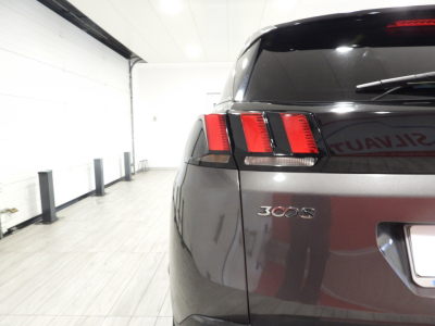 PEUGEOT 3008 2.0 BLUEHDI GT-LINE 150CV (2018) 11