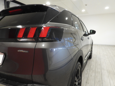PEUGEOT 3008 2.0 BLUEHDI GT-LINE 150CV (2018) 12