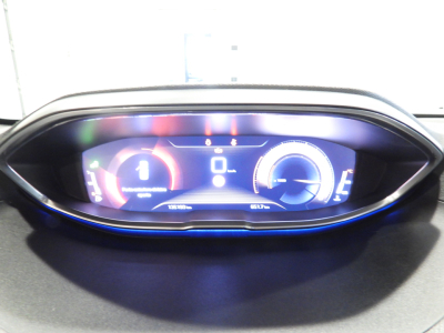 PEUGEOT 3008 2.0 BLUEHDI GT-LINE 150CV (2018) 21