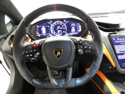 LAMBORGHINI REVUELTO 6.5 V12 HPEV (2024) 22