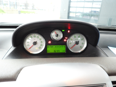 LANCIA YPSILON 1.4 8V ORO ECOCHIC GPL 69CV (2010) 17