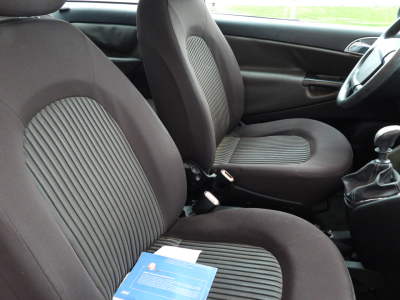 LANCIA YPSILON 1.4 8V ORO ECOCHIC GPL 69CV (2010) 23