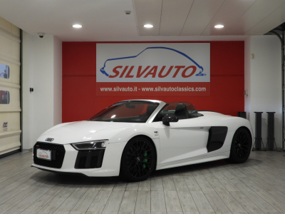 AUDI R8 SPYDER 5.2 V10 FSI QUATTRO S-TRONIC (2016) 0