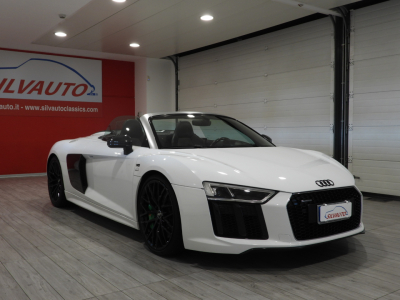 AUDI R8 SPYDER 5.2 V10 FSI QUATTRO S-TRONIC (2016) 2