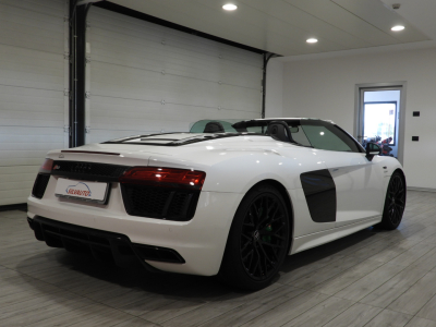 AUDI R8 SPYDER 5.2 V10 FSI QUATTRO S-TRONIC (2016) 3