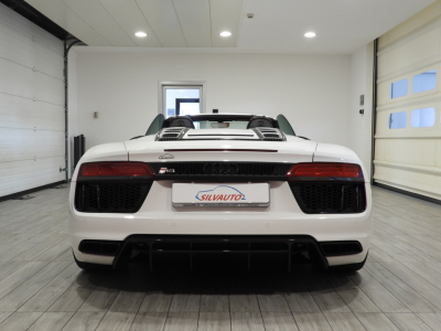 AUDI R8 SPYDER 5.2 V10 FSI QUATTRO S-TRONIC (2016) 4