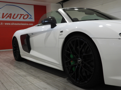 AUDI R8 SPYDER 5.2 V10 FSI QUATTRO S-TRONIC (2016) 18