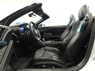 AUDI R8 SPYDER 5.2 V10 FSI QUATTRO S-TRONIC (2016) 23