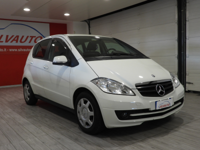 MERCEDES BENZ A 160 BENZINA 95CV AUTO ELEGANCE (2012) 2