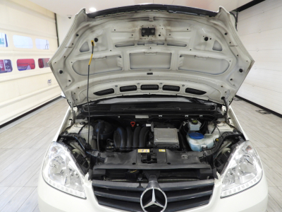 MERCEDES BENZ A 160 BENZINA 95CV AUTO ELEGANCE (2012) 28