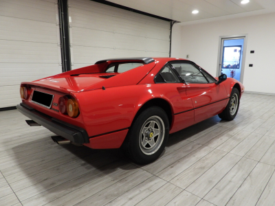 FERRARI 308 GTB i QUATTROVALVOLE TIPO F106 AB (1982) 5