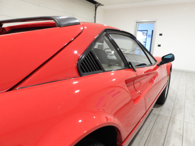FERRARI 308 GTB i QUATTROVALVOLE TIPO F106 AB (1982) 15