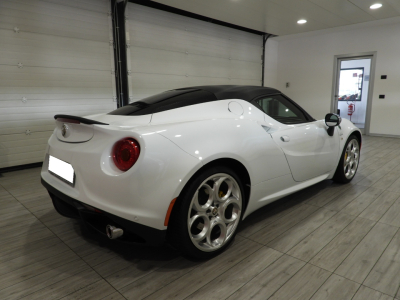 ALFA ROMEO 4C COUPE’ 1.750CC TBi 240 CV (2014) 5