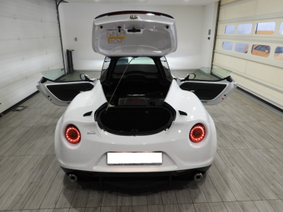 ALFA ROMEO 4C COUPE’ 1.750CC TBi 240 CV (2014) 40