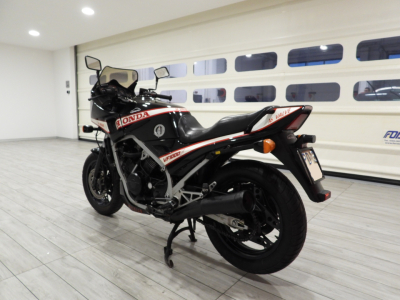 HONDA VF1000 F 16V (1984) 4