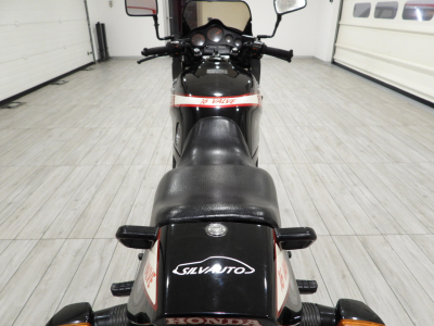 HONDA VF1000 F 16V (1984) 13