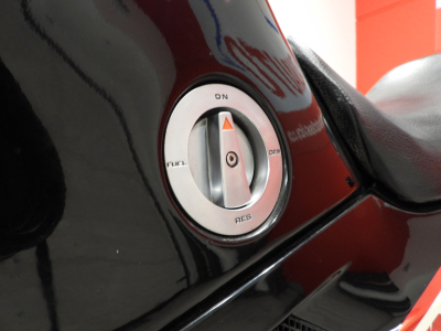 HONDA VF1000 F 16V (1984) 27