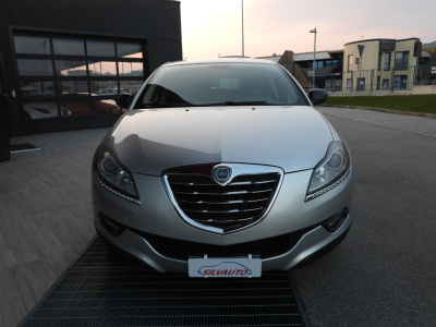 LANCIA DELTA 1.6 MJT 120CV PLATINO (2011) 1