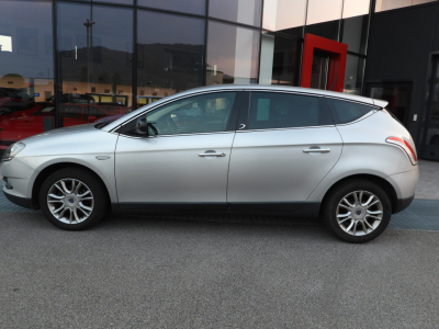 LANCIA DELTA 1.6 MJT 120CV PLATINO (2011) 2