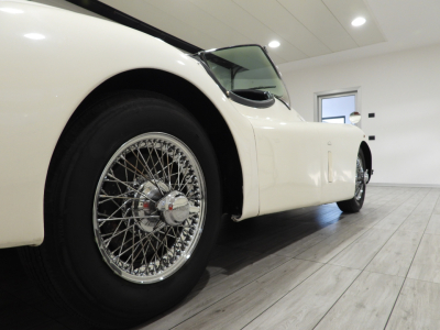 JAGUAR XK 120 3.4 LITRE O.T.S. (1954) 16