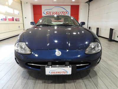 JAGUAR XK8 COUPE’ 4.0 V8 (2002) 1