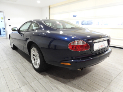 JAGUAR XK8 COUPE’ 4.0 V8 (2002) 3