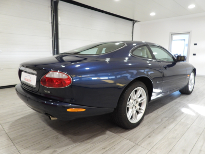 JAGUAR XK8 COUPE’ 4.0 V8 (2002) 5