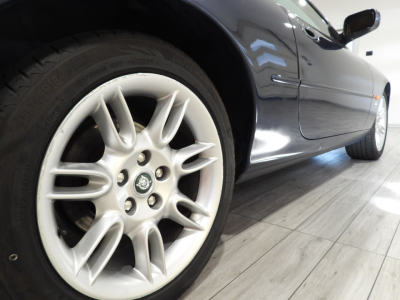 JAGUAR XK8 COUPE’ 4.0 V8 (2002) 14