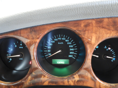 JAGUAR XK8 COUPE’ 4.0 V8 (2002) 23
